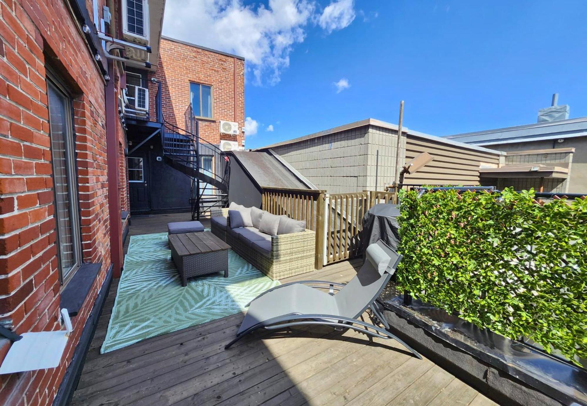 Liv Mtl Soho Aparthotel Montréal Exterior foto