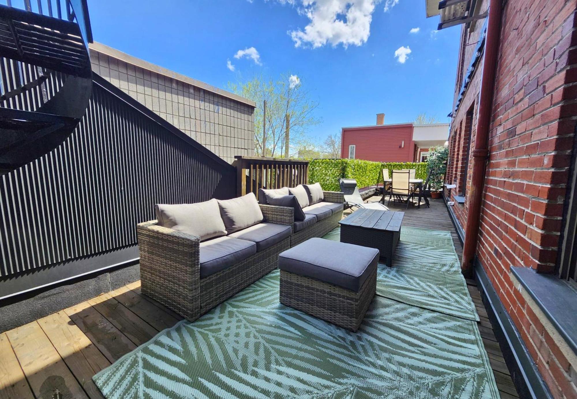 Liv Mtl Soho Aparthotel Montréal Exterior foto